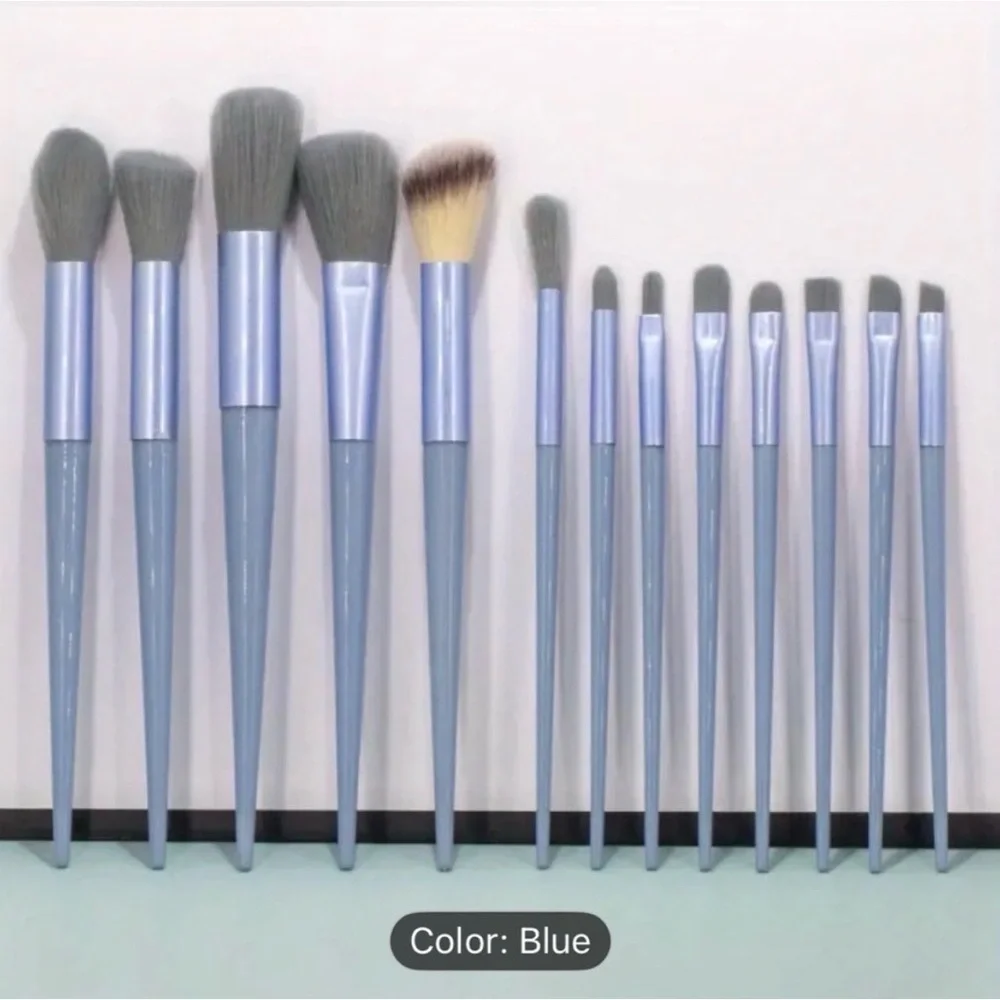 13 pc Makeup Brush Set with Matching Pouch